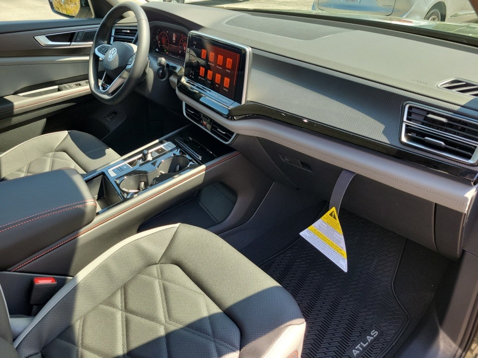 2026 Volkswagen Atlas Peak Edition