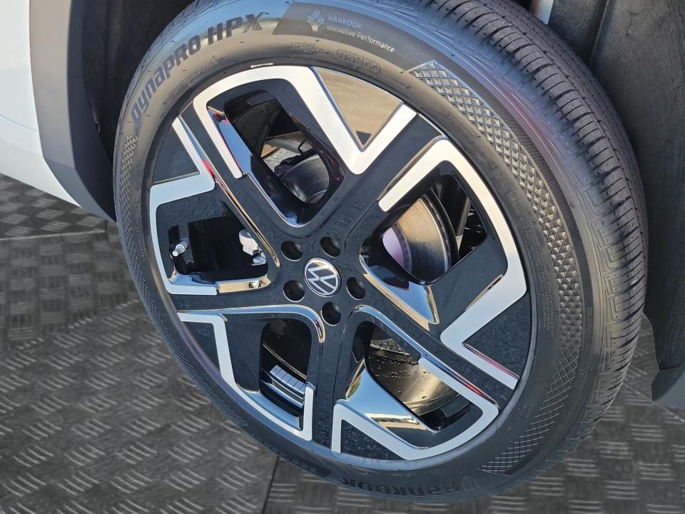 2027 Volkswagen Atlas SEL Premium R-Line