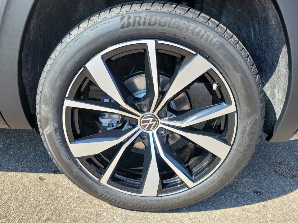 2026 Volkswagen Atlas SEL Premium R-Line