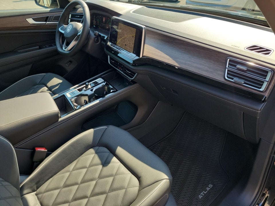 2026 Volkswagen Atlas SEL Premium R-Line