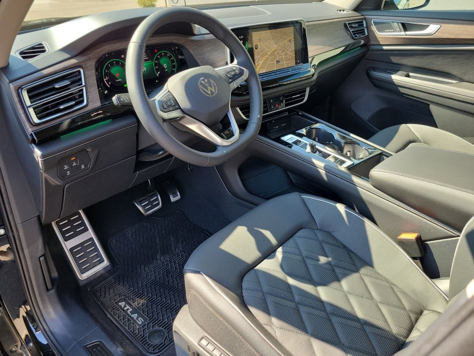 2026 Volkswagen Atlas SEL Premium R-Line
