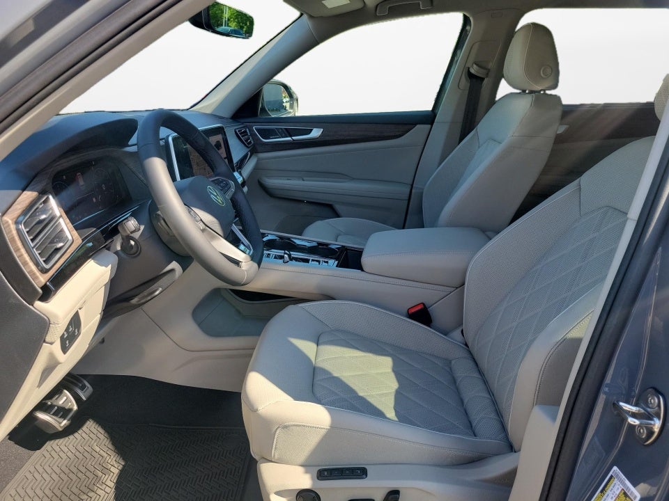 2026 Volkswagen Atlas SEL Premium R-Line