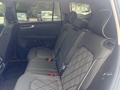 2026 Volkswagen Atlas 2.0T SEL Premium R-Line