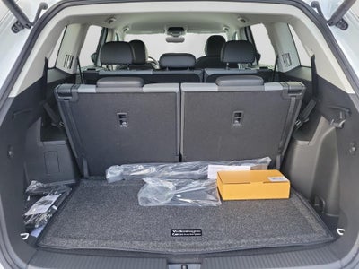 2027 Volkswagen Atlas SE w/Technology