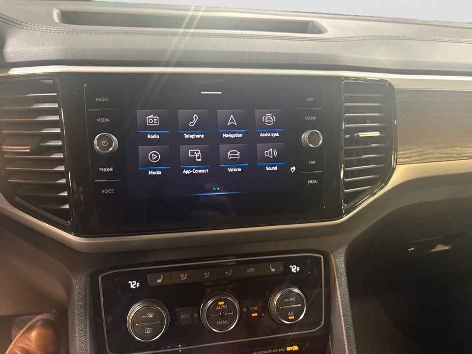 2023 Volkswagen Atlas 3.6L V6 SE w/Technology