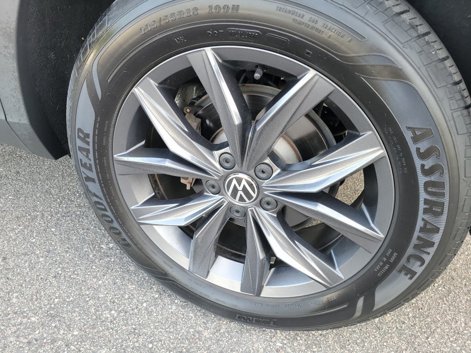 2023 Volkswagen Tiguan SE