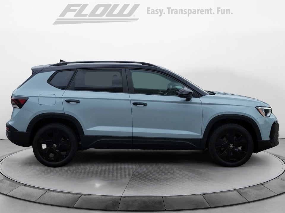 2026 Volkswagen Taos SE Black