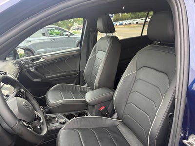 2022 Volkswagen Tiguan SEL R-Line