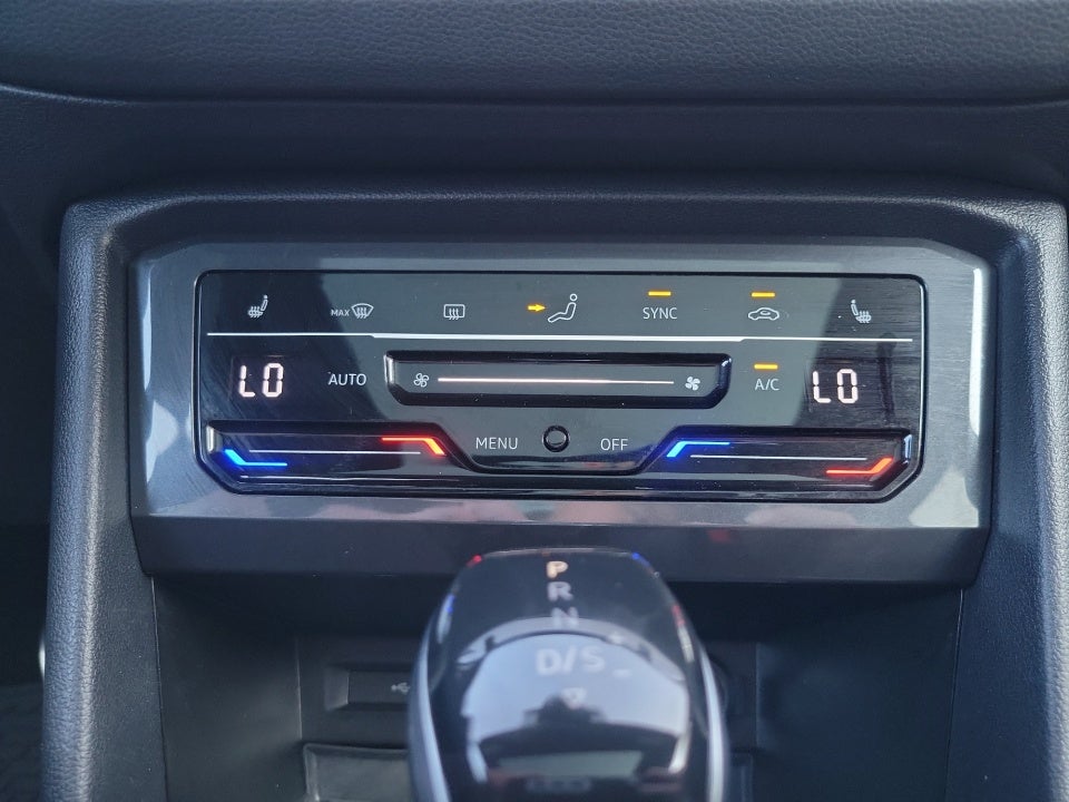 2022 Volkswagen Tiguan SEL R-Line