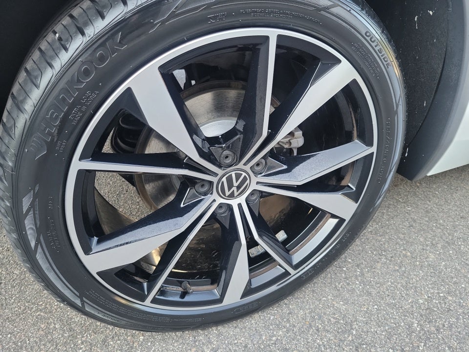 2022 Volkswagen Tiguan SEL R-Line