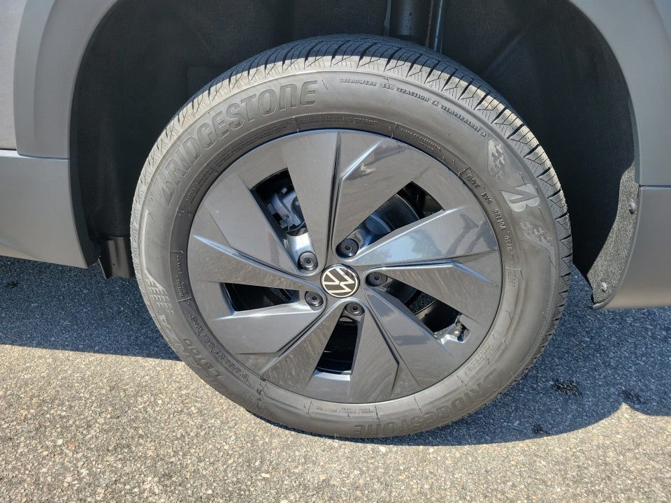 2026 Volkswagen Taos S