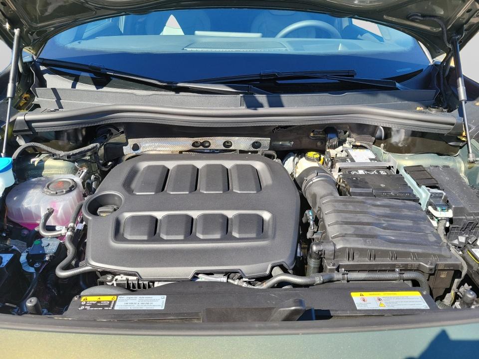 2027 Volkswagen Tiguan SE R-Line Black
