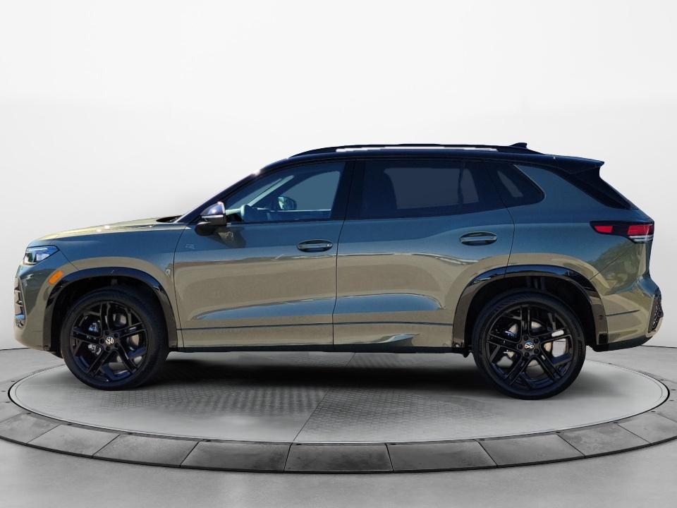 2027 Volkswagen Tiguan SE R-Line Black