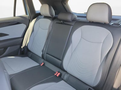 2027 Volkswagen Tiguan SE R-Line Black