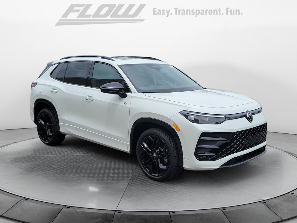 2026 Volkswagen Tiguan SE R-Line Black