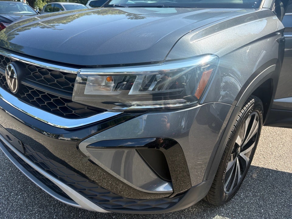 2023 Volkswagen Taos SE