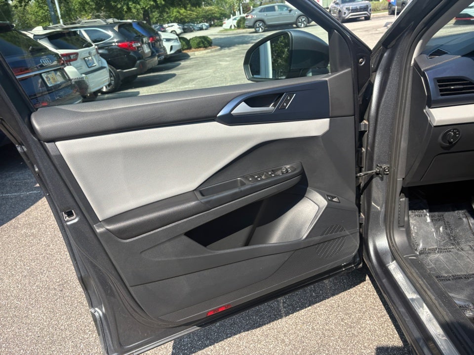2023 Volkswagen Taos SE