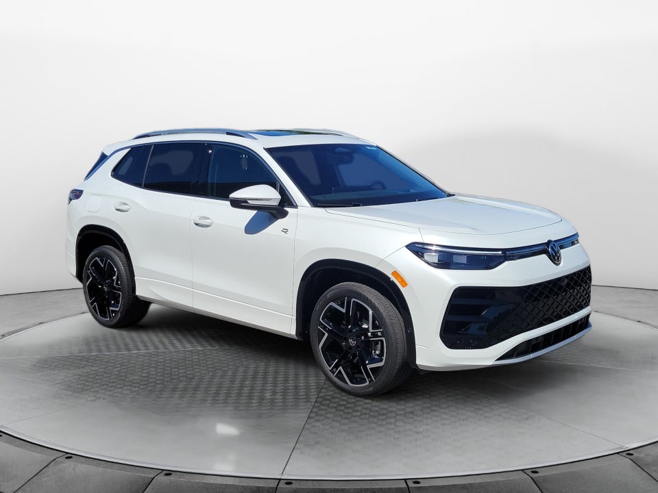 2026 Volkswagen Tiguan SEL R-Line Turbo