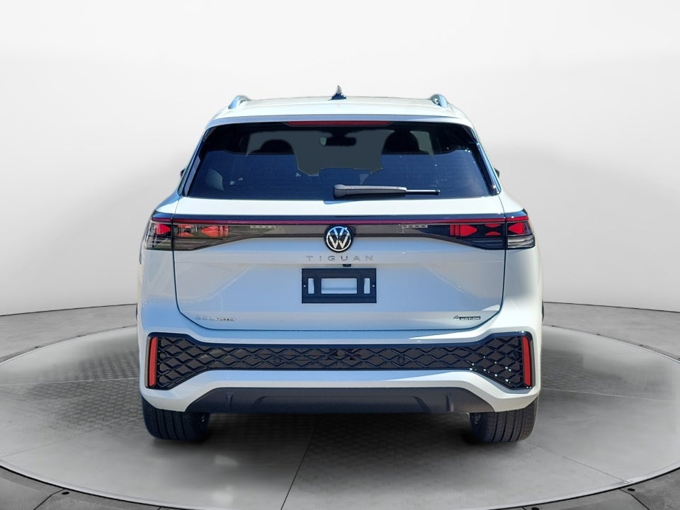 2026 Volkswagen Tiguan SEL R-Line Turbo