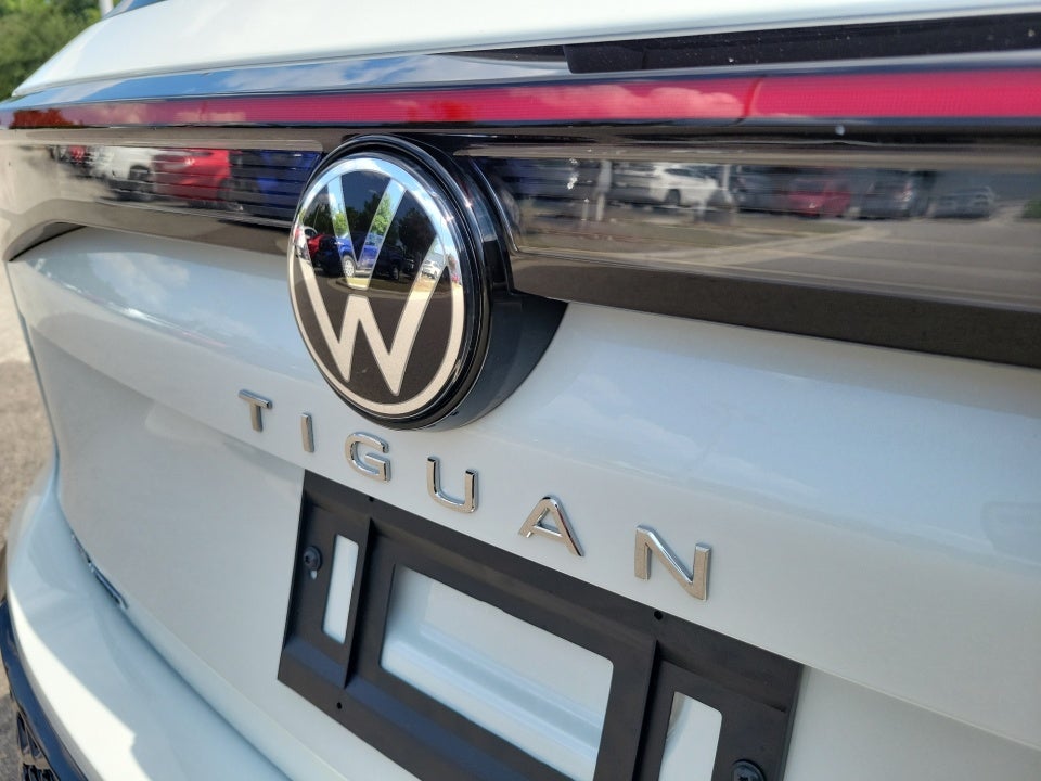 2026 Volkswagen Tiguan SEL R-Line Turbo