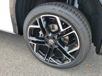 2026 Volkswagen Tiguan SEL R-Line Turbo