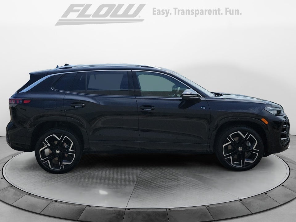 2026 Volkswagen Tiguan SEL R-Line Turbo