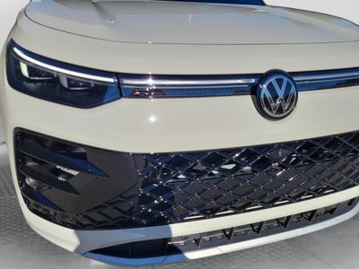 2027 Volkswagen Tiguan SEL R-Line Turbo