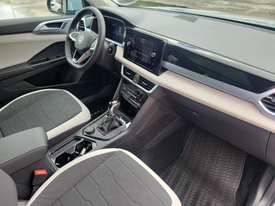 2026 Volkswagen Taos SE