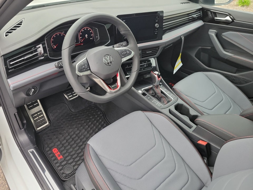 2027 Volkswagen Jetta GLI Autobahn