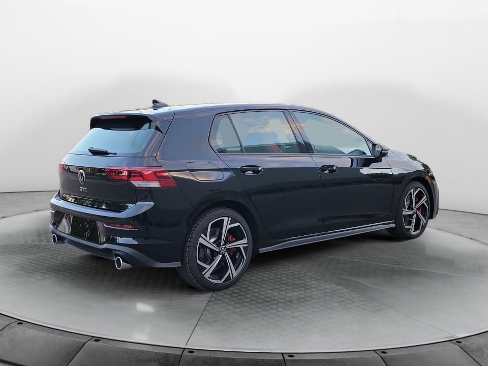2026 Volkswagen Golf GTI SE