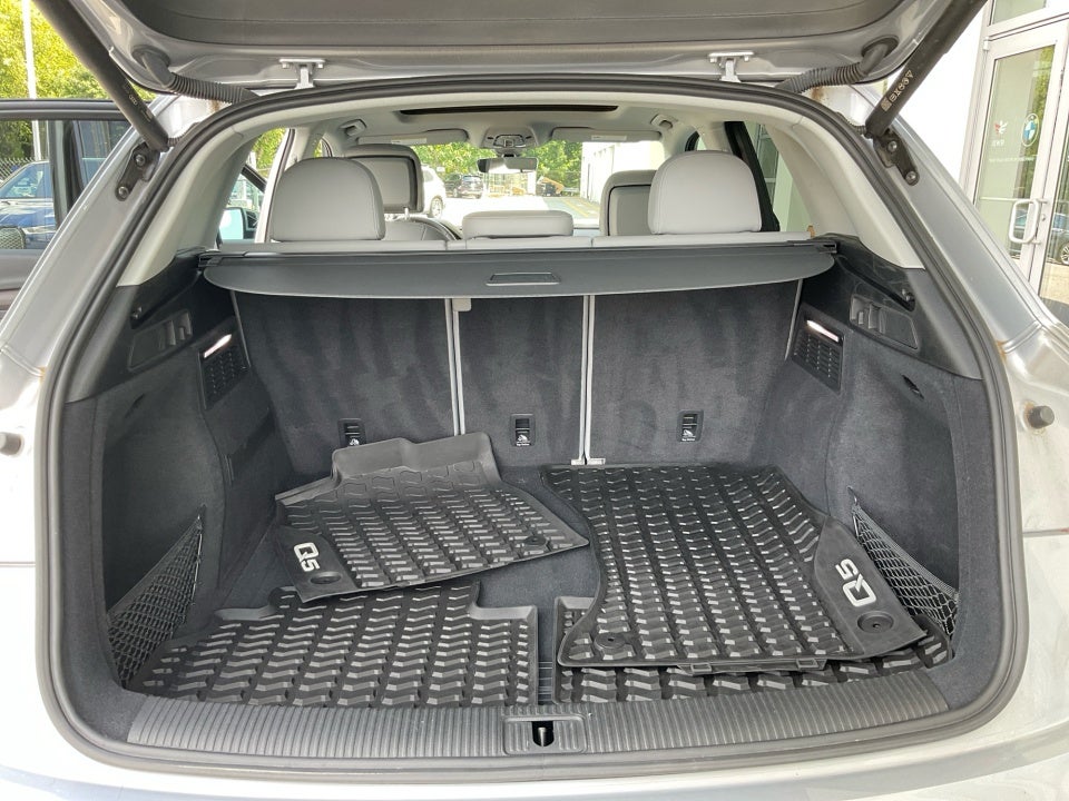 2022 Audi Q5 S line Premium