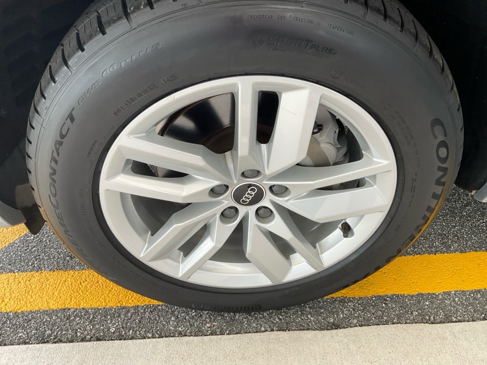 2022 Audi Q5 S line Premium