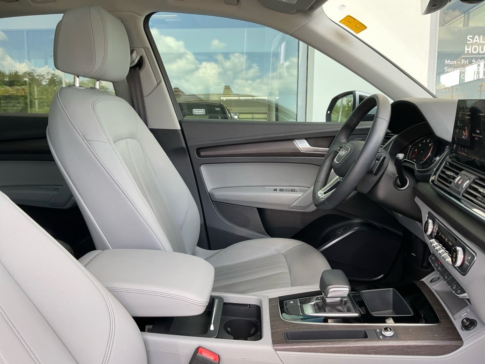 2022 Audi Q5 S line Premium