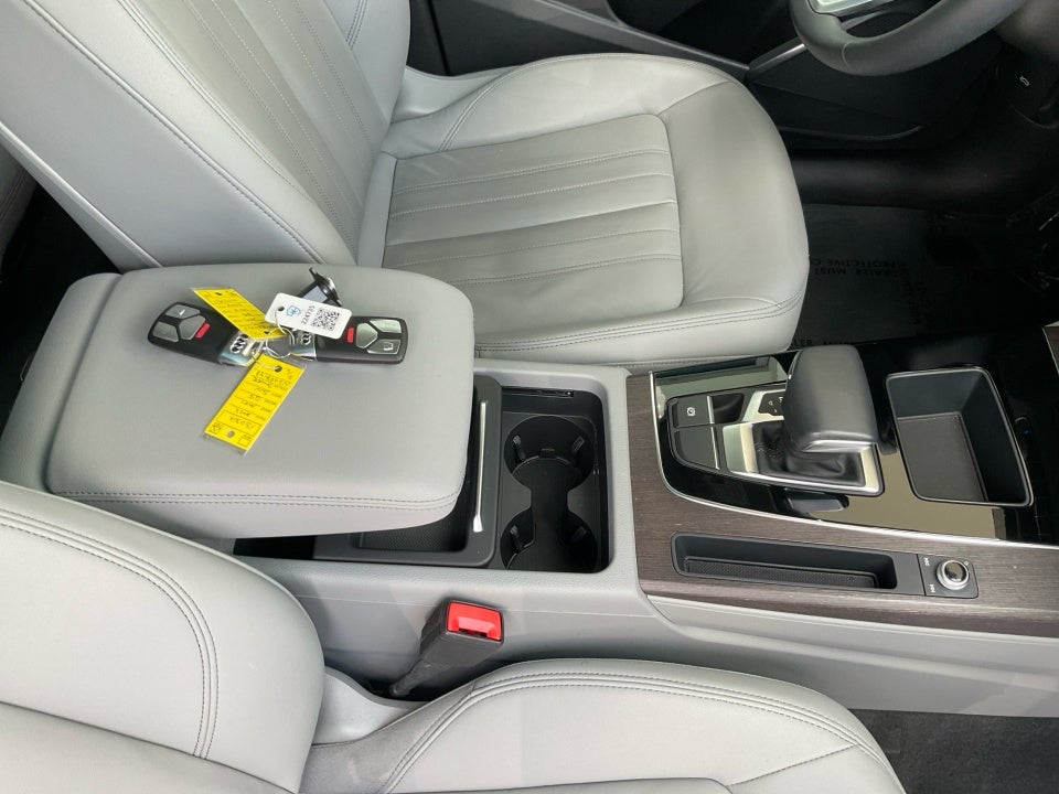 2022 Audi Q5 S line Premium