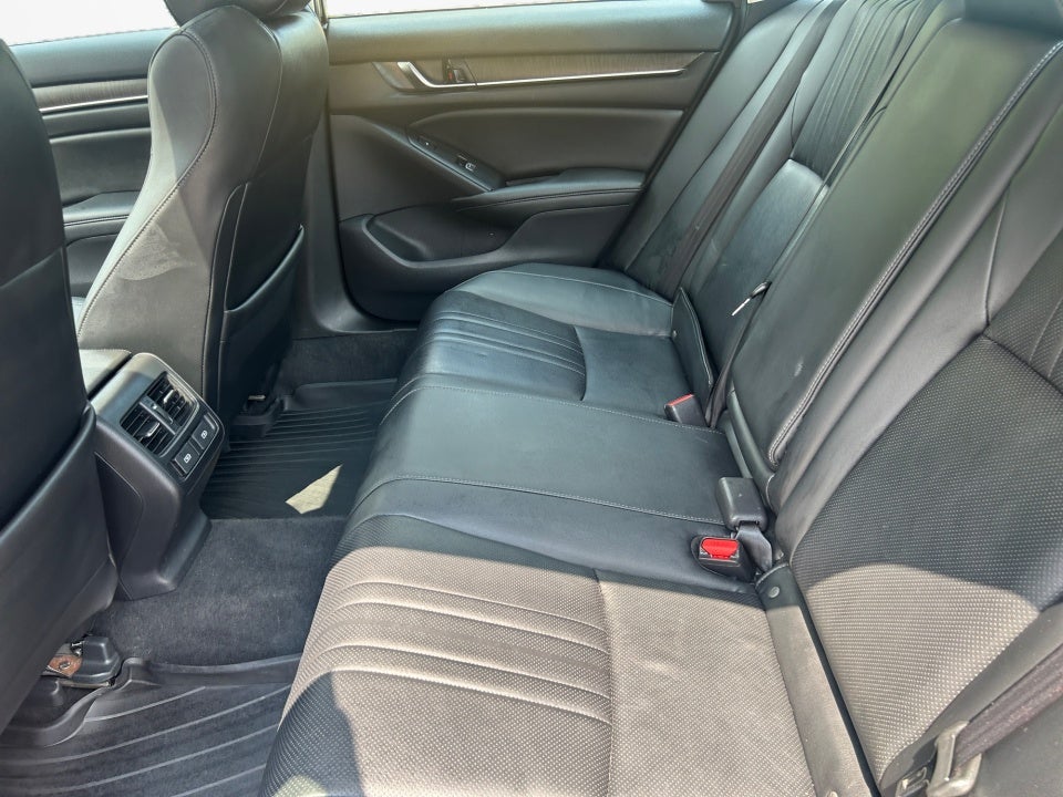 2022 Honda Accord Hybrid Touring
