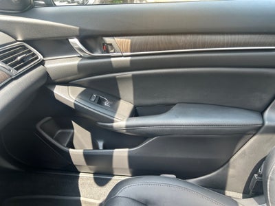 2022 Honda Accord Hybrid Touring