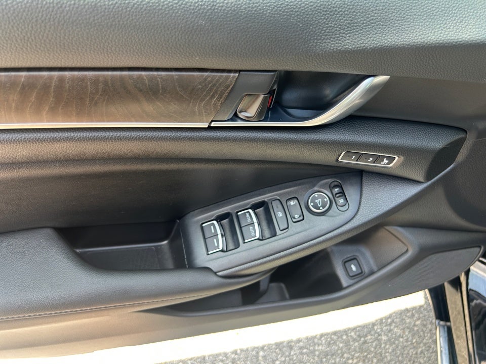 2022 Honda Accord Hybrid Touring