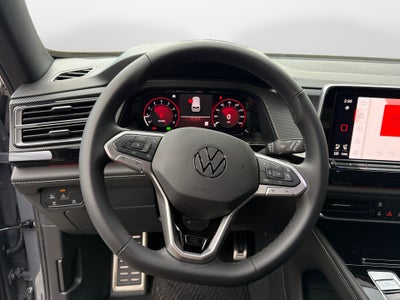 2026 Volkswagen Atlas Cross Sport SEL R-Line Black