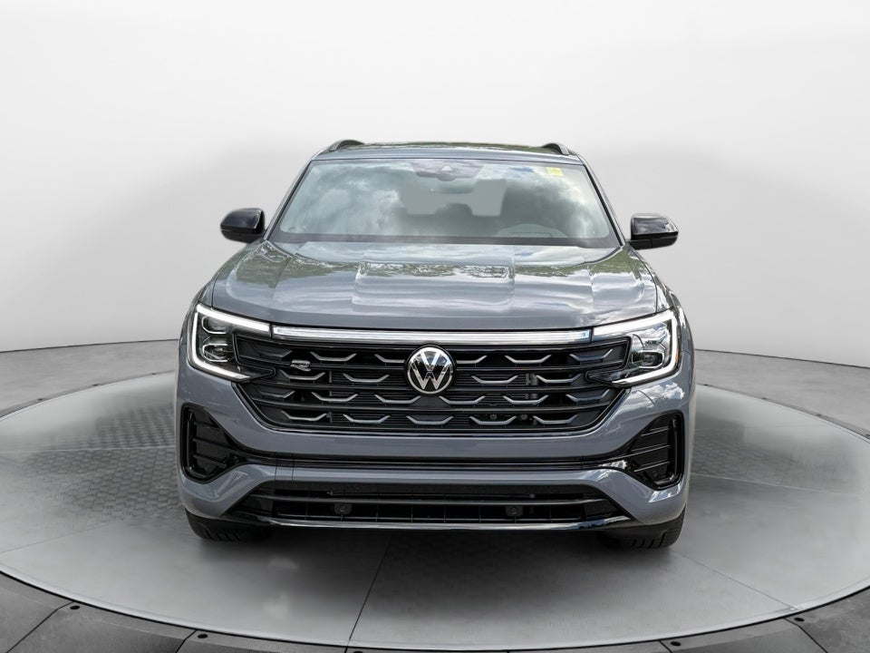 2026 Volkswagen Atlas Cross Sport SEL R-Line Black