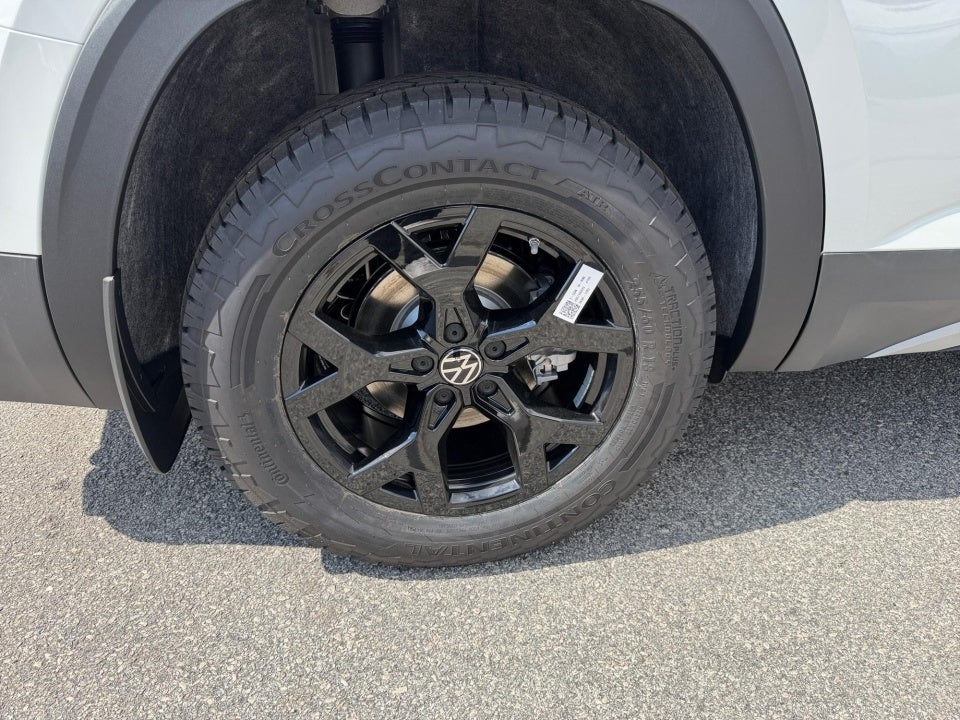 2026 Volkswagen Atlas Peak Edition