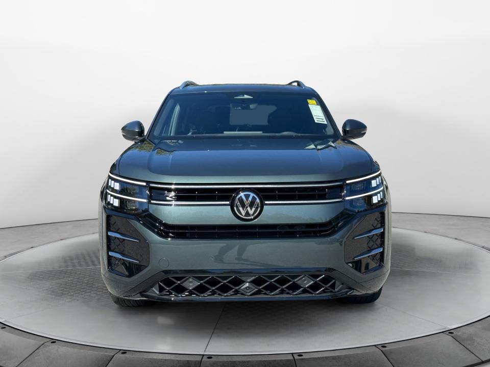 2027 Volkswagen Atlas SEL Premium R-Line