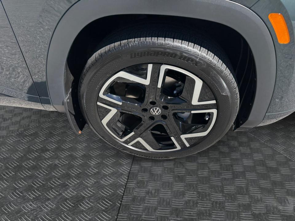 2027 Volkswagen Atlas SEL Premium R-Line