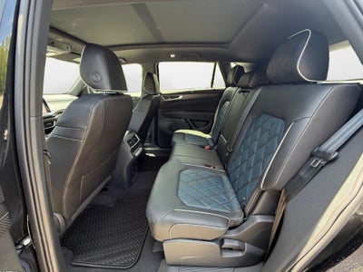 2026 Volkswagen Atlas Cross Sport SEL Premium R-Line