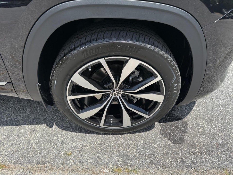 2026 Volkswagen Atlas Cross Sport SEL Premium R-Line