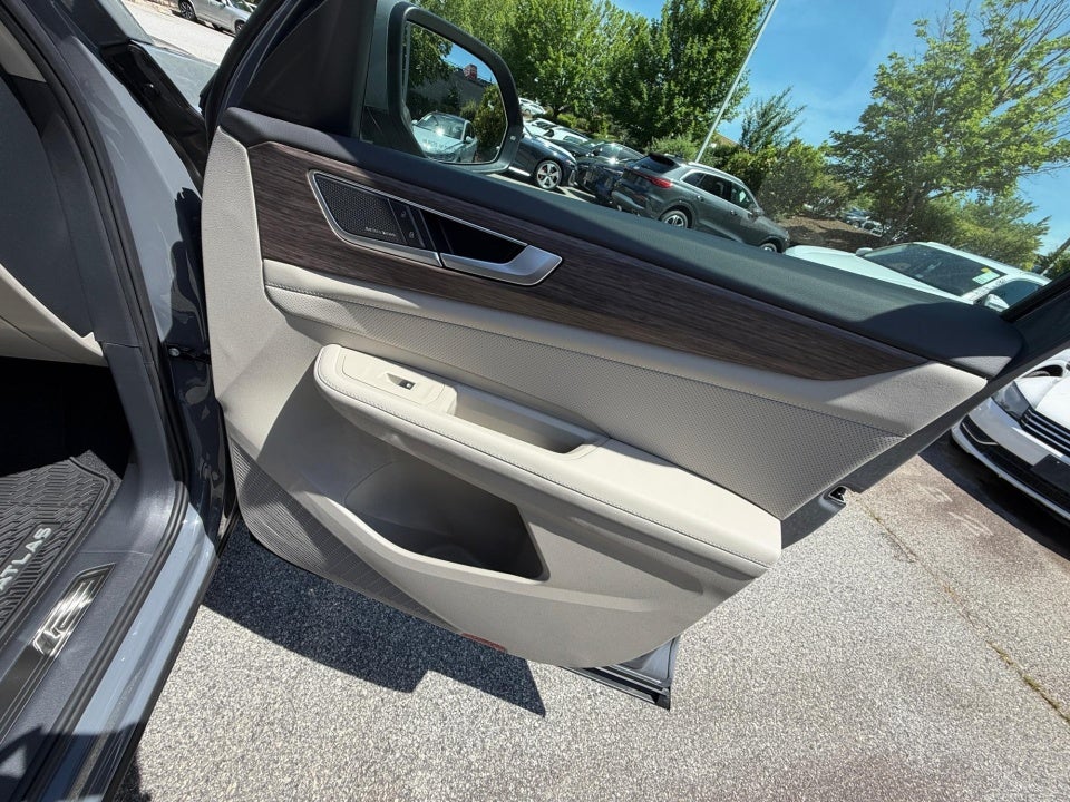 2026 Volkswagen Atlas SEL Premium R-Line