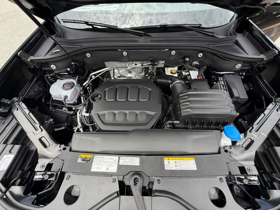 2026 Volkswagen Atlas Cross Sport 2.0T SE