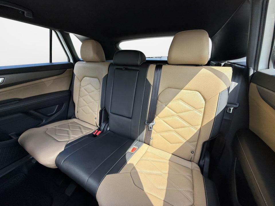 2026 Volkswagen Atlas Cross Sport 2.0T SE