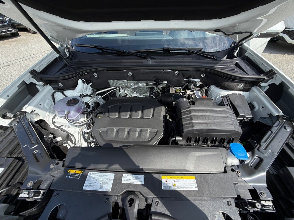 2026 Volkswagen Atlas Cross Sport 2.0T SE