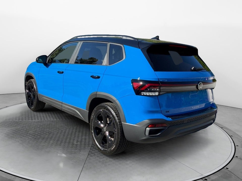 2026 Volkswagen Taos SE Black
