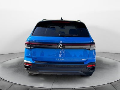 2026 Volkswagen Taos SE Black